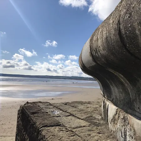 Сasa de vacaciones Baywatch And Baybreak - Two 3 Bedroom Nearby - Seaview To Baywatch - Part Of The The Bay Village With Pool, Gym And Direct Access, Pub, Restaurant, Tennis And Meadows Walks