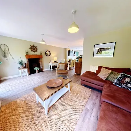 Baywatch And Baybreak - Two 3 Bedroom Nearby - Seaview To Baywatch - Part Of The The Bay Village With Pool, Gym And Direct Access, Pub, Restaurant, Tennis And Meadows Walks Сasa de vacaciones Filey