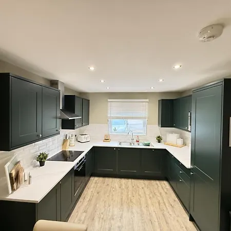 Holiday home Baywatch And Baybreak - Two 3 Bedroom Cottages Nearby - Seaview To Baywatch - Part Of The The Bay Filey Holiday Village With Pool, Gym And Direct Beach Access, Pub, Restaurant, Tennis And Meadows Walks